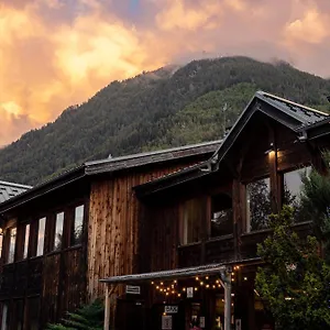 https://auberge-de-jeunesse-hi-chamonix.hotels-rhonealpes.com