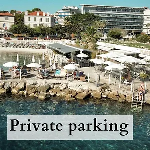 **** Hotel Royal - Luxury Hotel, Résidence, Beach&spa Francia