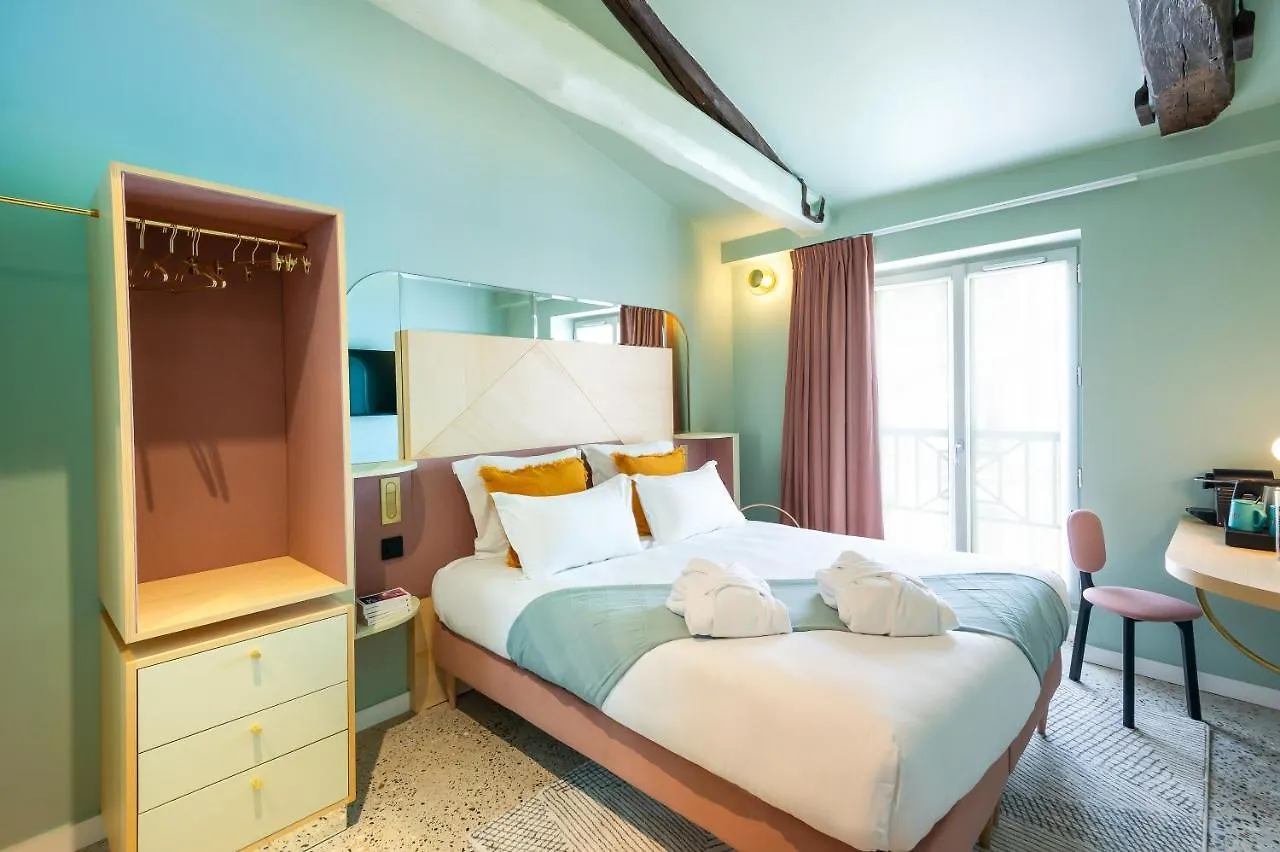 Hotel Amoi Paris 4*,